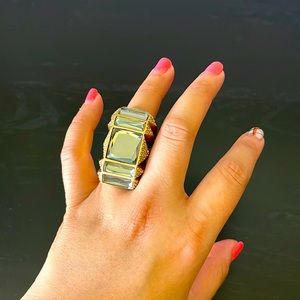 EUC LiaSophia ring from Red Carpet collection. Size 8